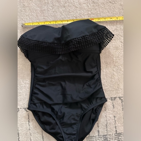 Kona Sol Black Ruffle Lace Front One Piece Swimsuit Size Small - Picture 8 of 11
